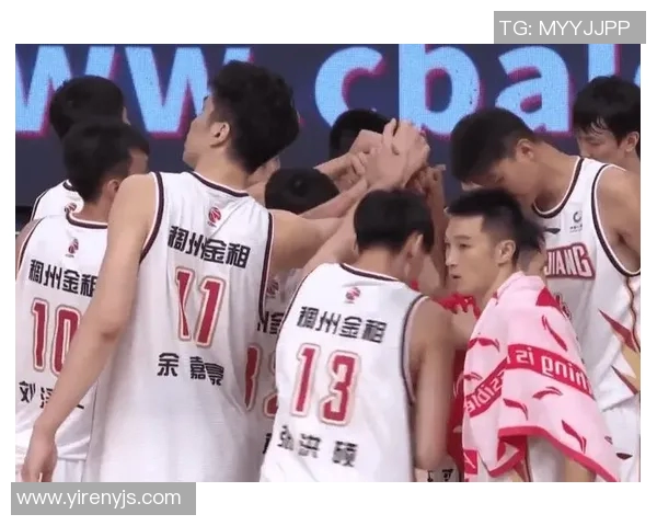 武汉篮球队在世锦赛积分榜上以51分稳居第一名展现强劲实力 武汉篮球队在世锦赛积分榜上以51分稳居第一名展现强劲实力