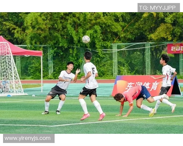 赛后分析成都足球队与南京足球队球员个人能力对比与表现评估