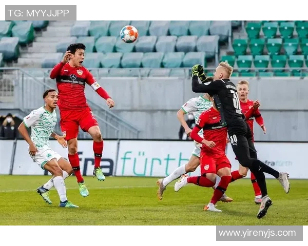 纽伦堡主场迎战贺芬咸期待精彩对决与激烈竞争 纽伦堡主场迎战贺芬咸期待精彩对决与激烈竞争