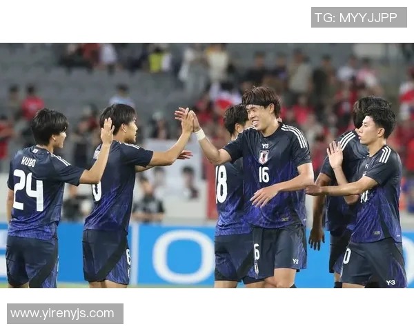 日本足球队迎战吉尔吉斯坦力争胜利展现实力与团队精神
